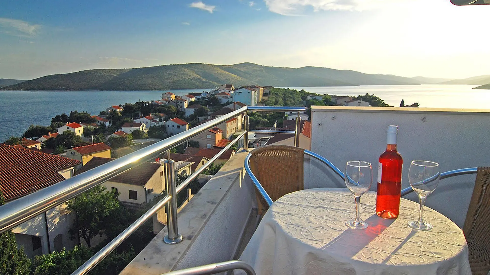Apartments Kairos Seget Vranjica Croácia